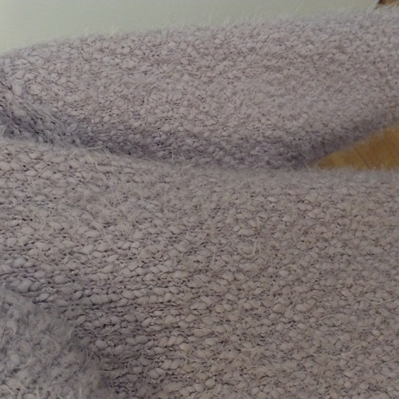 Kenneth Cole Reaction Sweater - Picture 2 of 4